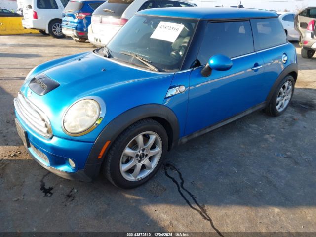 2007 MINI COOPER S WMWMF73567TL91970 Photo 1