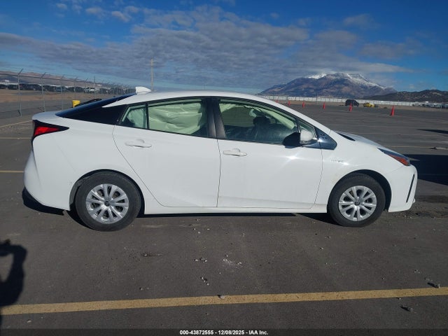 Toyota Prius Le 2020 JTDKARFU7L3124130 Image 13