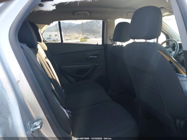 Chevrolet Trax Awd Ls 2022 KL7CJNSM2NB545214 Image 8