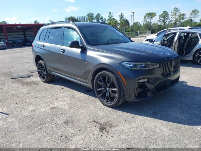 2021 BMW X7 5UXCX6C09M9H31181