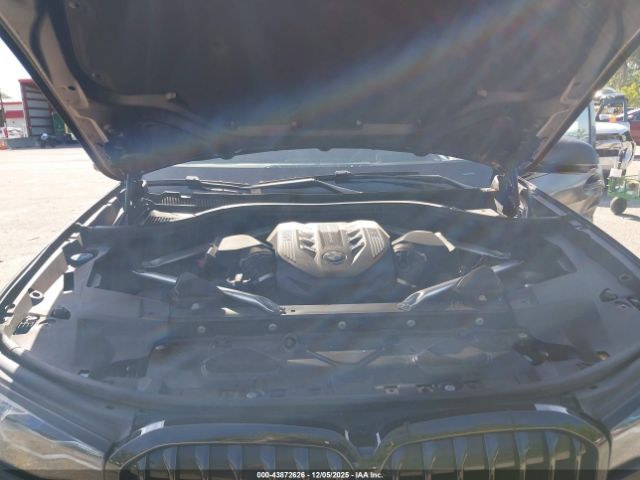 2021 BMW X7 5UXCX6C09M9H31181 Photo 9