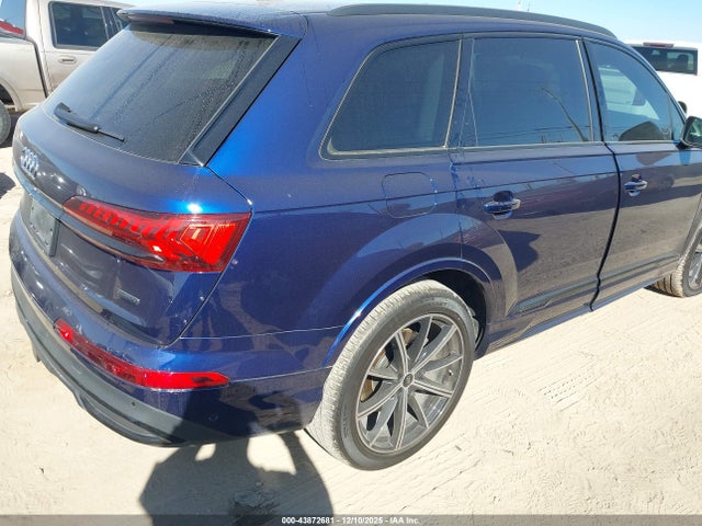 2024 AUDI Q7 WA1LXBF77RD002868 Photo 3