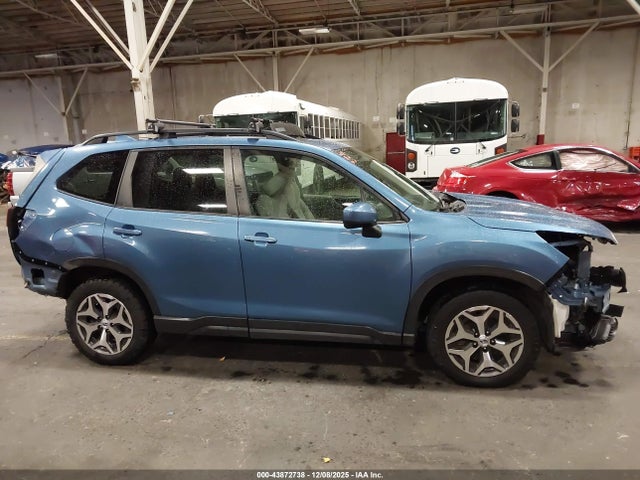 Subaru Forester Premium 2019 JF2SKAEC5KH530269 Image 14