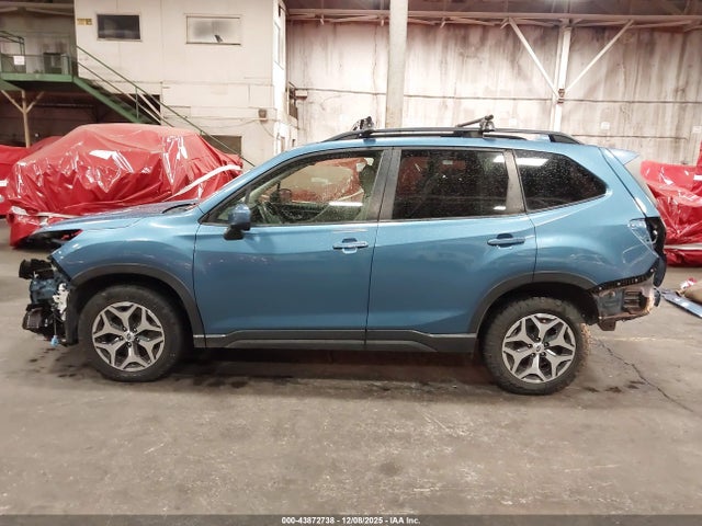 Subaru Forester Premium 2019 JF2SKAEC5KH530269 Image 15