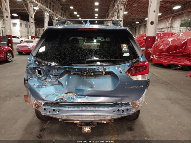 Subaru Forester Premium 2019 JF2SKAEC5KH530269 Image 17