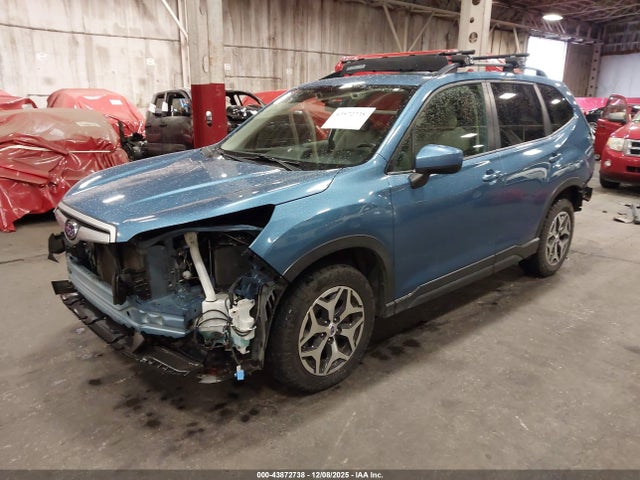 Subaru Forester Premium 2019 JF2SKAEC5KH530269 Image 2