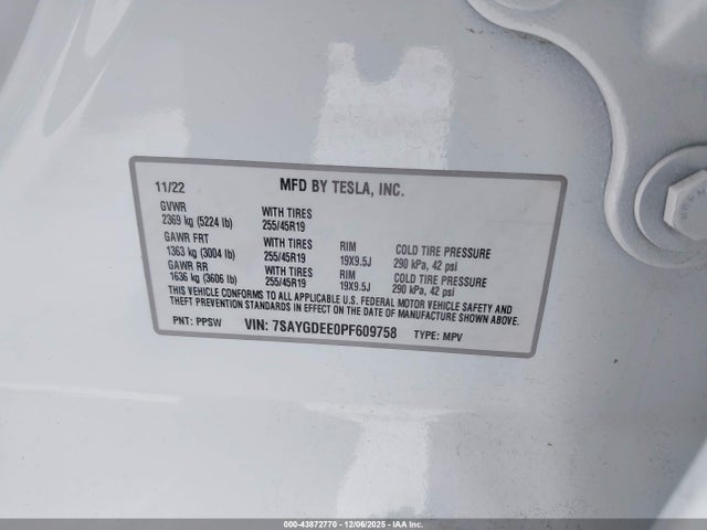 2023 TESLA MODEL Y 7SAYGDEE0PF609758 Photo 8