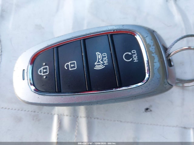 5NMJB3AE7NH093908 Hyundai TUCSON SEL