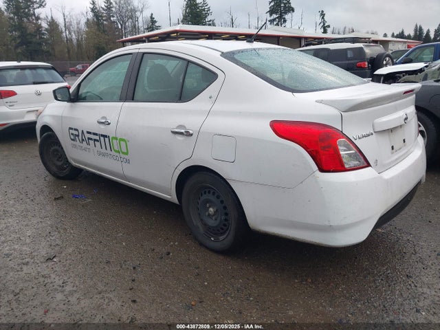 2019 NISSAN VERSA 3N1CN7AP9KL852505 Photo 2