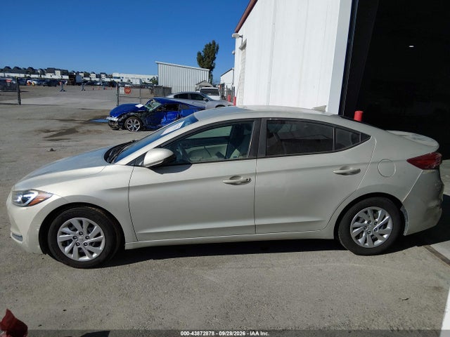 Продажа на аукционе авто 2017 Hyundai Elantra Se, vin: KMHD74LF1HU418068, номер лота: 43872878