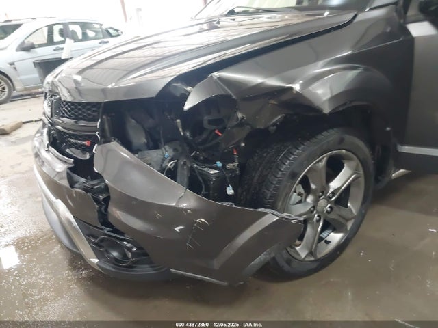 3C4PDCGB5GT226365 Dodge Journey Crossroad Plus