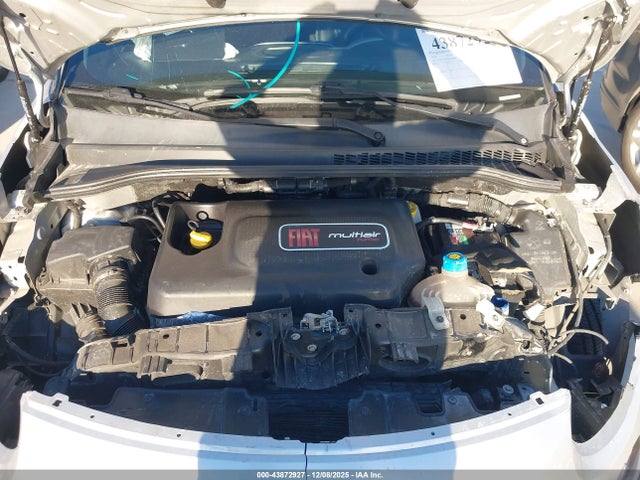 2018 FIAT 500L ZFBCFAAH7JZ040680 Photo 9