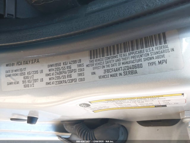 2018 FIAT 500L ZFBCFAAH7JZ040680 Photo 8