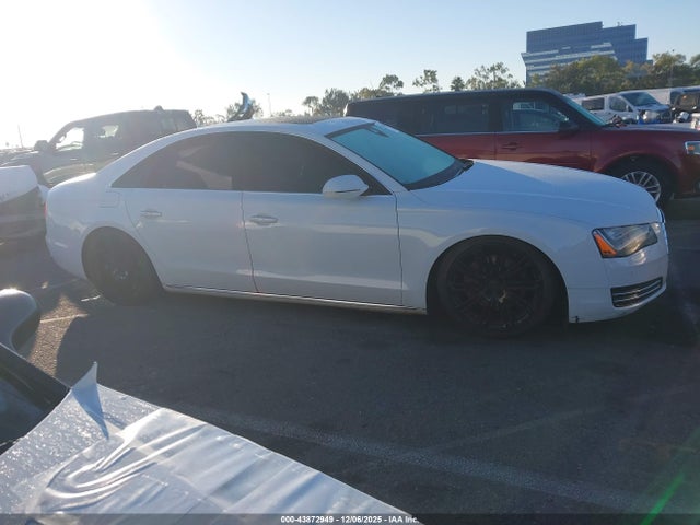 Продаж на аукціоні авто 2013 Audi A8 3.0t, vin: WAUAGAFD0DN016589, номер лоту: 43872949