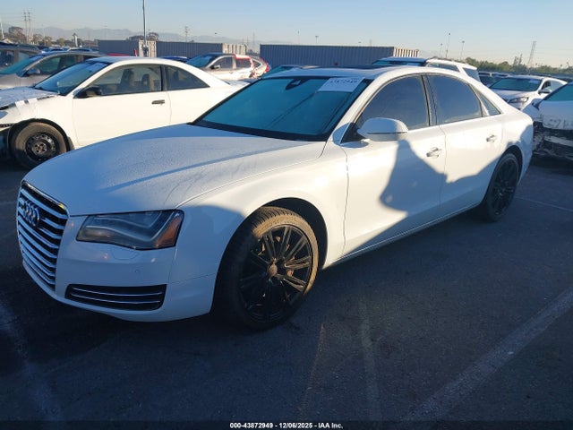 Продаж на аукціоні авто 2013 Audi A8 3.0t, vin: WAUAGAFD0DN016589, номер лоту: 43872949