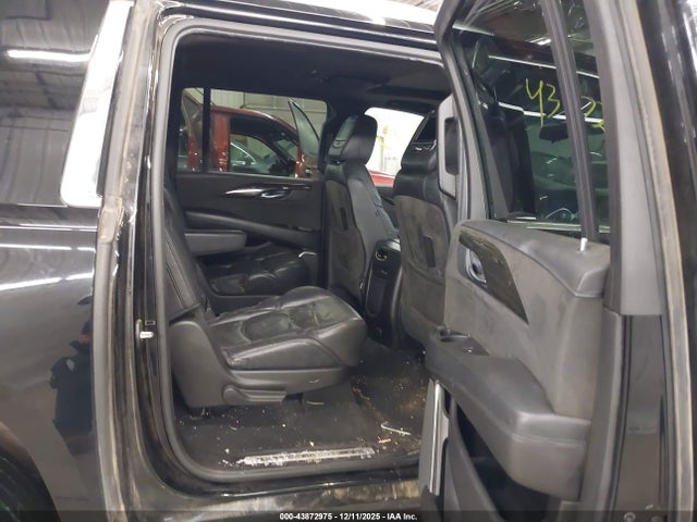2017 CADILLAC ESCALADE ESV 1GYS4KKJ0HR379548 Photo 7