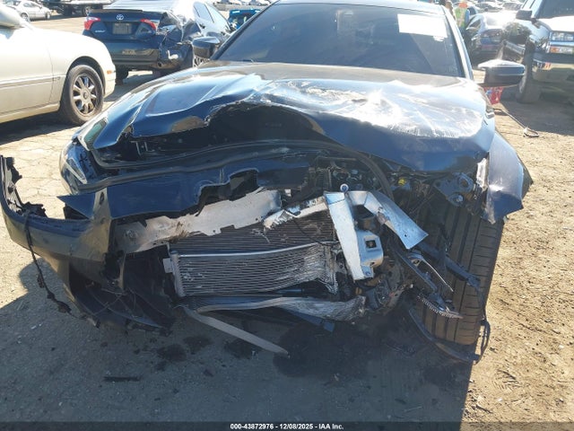 2025 BMW M4 WBS23HK06SCU66263 Photo 5