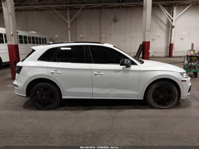 2020 Audi Sq5 Premium Plus Tfsi Quattro Tiptronic მანქანა იყიდება აუქციონზე, vin: WA1B4AFY2L2061966, აუქციონის ნომერი: 43873016