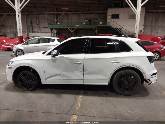 2020 Audi Sq5 Premium Plus Tfsi Quattro Tiptronic მანქანა იყიდება აუქციონზე, vin: WA1B4AFY2L2061966, აუქციონის ნომერი: 43873016