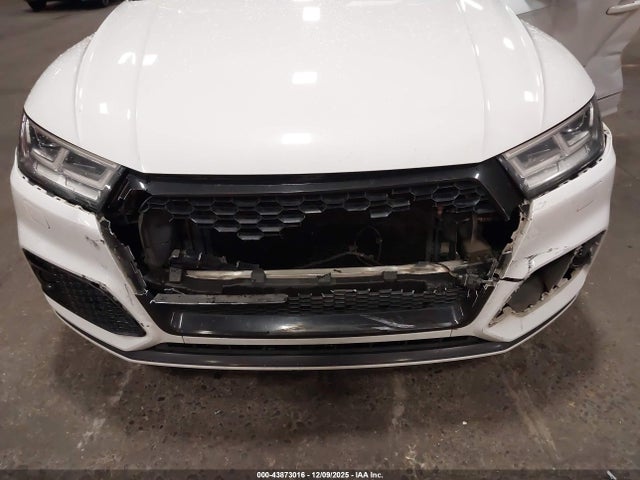 2020 Audi Sq5 Premium Plus Tfsi Quattro Tiptronic მანქანა იყიდება აუქციონზე, vin: WA1B4AFY2L2061966, აუქციონის ნომერი: 43873016