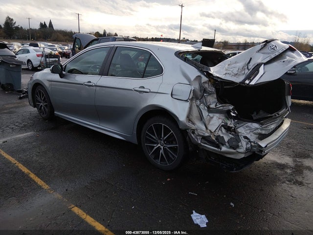 4T1G11BK5NU057824 Toyota Camry Se Awd