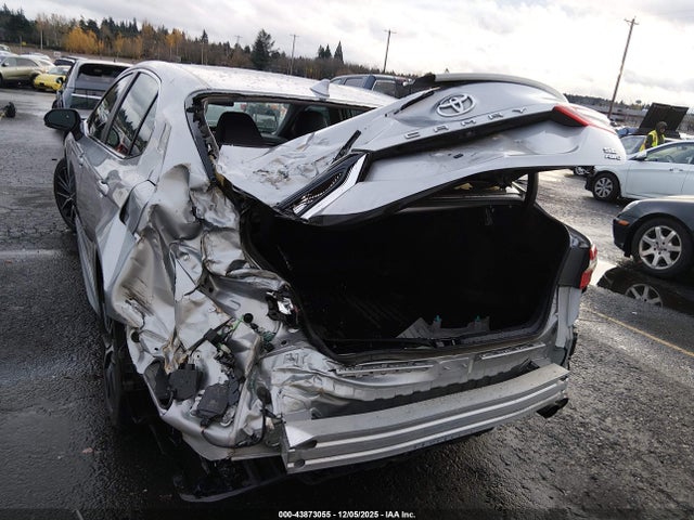 4T1G11BK5NU057824 Toyota Camry Se Awd