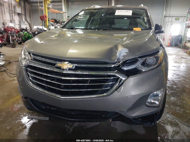3GNAXNEV6KS565048 Chevrolet Equinox Premier