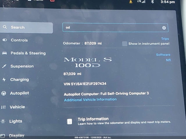 Продаж на аукціоні авто 2018 Tesla Model S 100d/75d/p100d, vin: 5YJSA1E21JF297434, номер лоту: 43873106