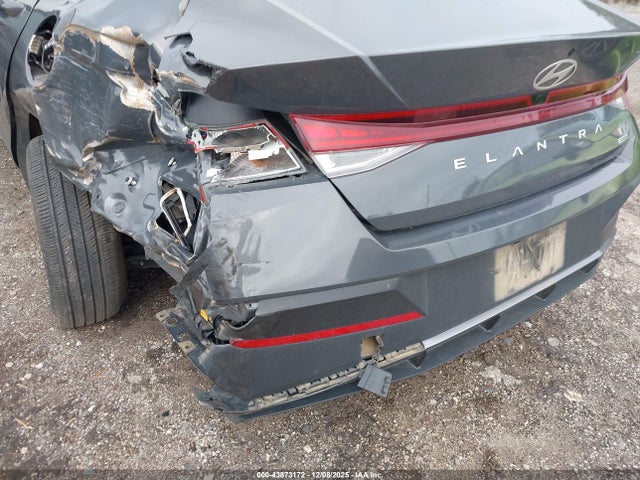 43873172 :رقم المزاد ، KMHLM4DJ8RU107598 vin ، 2024 Hyundai Elantra Hybrid Blue مزاد بيع