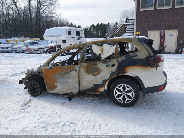 Продаж на аукціоні авто 2023 Subaru Forester Premium, vin: JF2SKAEC1PH499691, номер лоту: 43873211