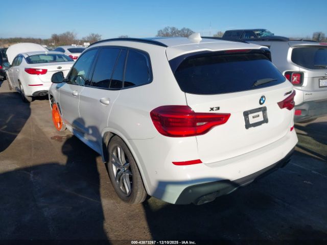 2018 BMW X3 5UXTS3C50J0Y98146 Photo 2