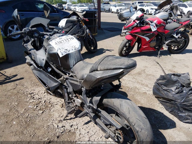 Kawasaki Ex650 R 2023 ML5EXER1XPDA89442 Image 3