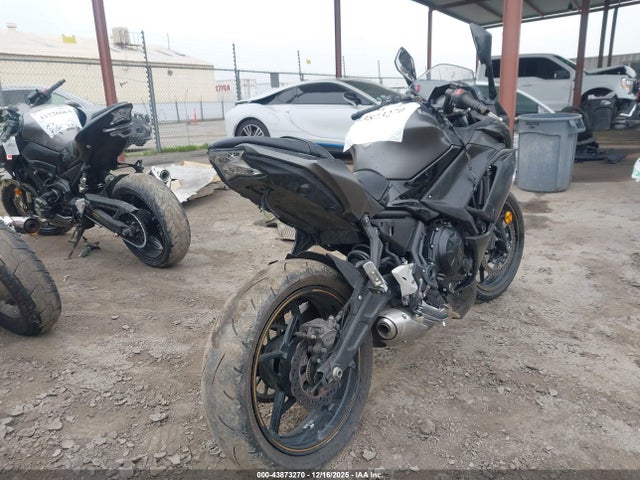 Kawasaki Ex650 R 2023 ML5EXER1XPDA89442 Image 4