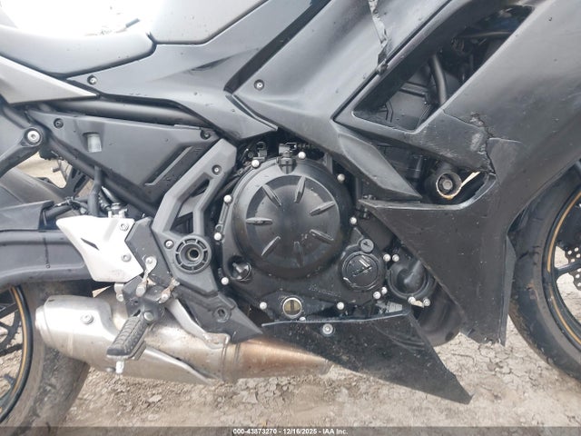 Kawasaki Ex650 R 2023 ML5EXER1XPDA89442 Image 8