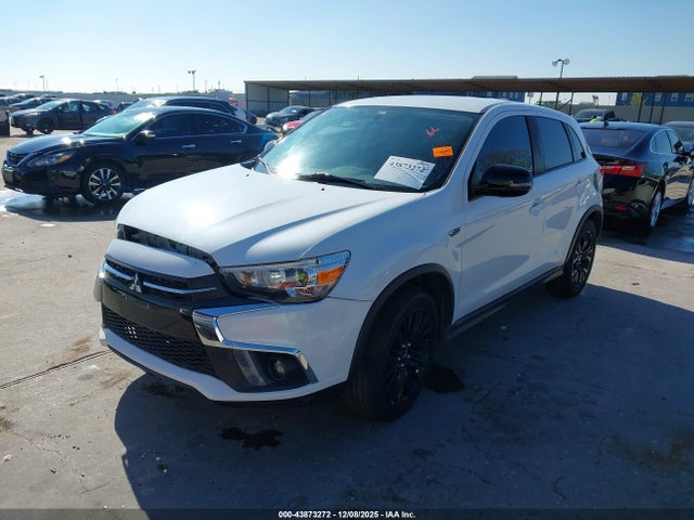2018 MITSUBISHI OUTLANDER SPORT JA4AP3AU7JZ031403 Photo 1
