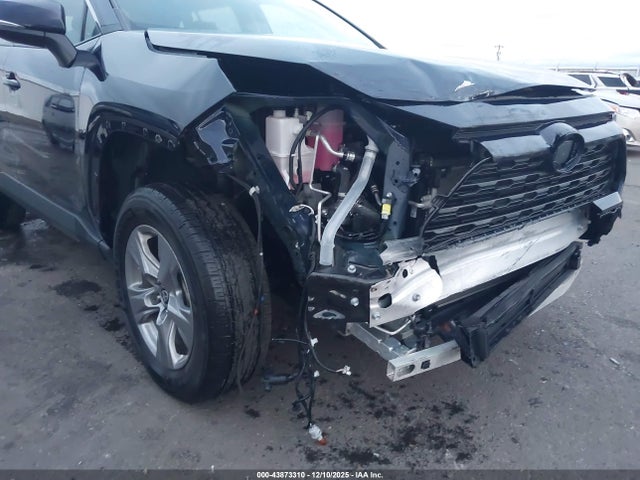 4T3RWRFV1SU178141 Toyota Rav4 Hybrid Xle