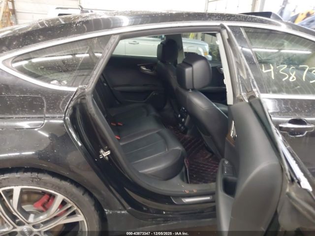 2016 AUDI A7 WAUWGAFC8GN006927 Photo 7