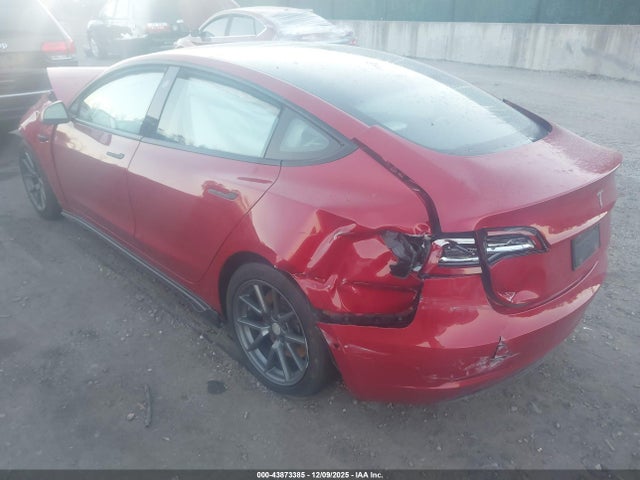 2022 TESLA MODEL 3 5YJ3E1EB3NF197866 Photo 2