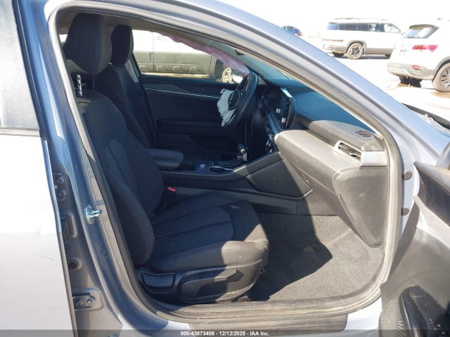 Продаж на аукціоні авто 2022 Kia K5 Lxs, vin: 5XXG14J22NG085674, номер лоту: 43873406