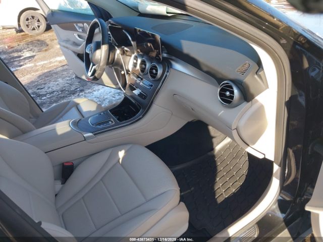 2021 MERCEDES-BENZ GLC 300 W1N0G8EB1MV322507 Photo 4