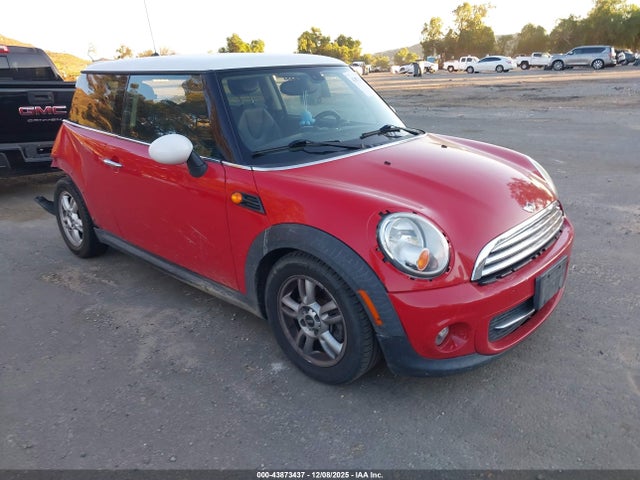 2012 MINI COOPER WMWSU3C55CT262294