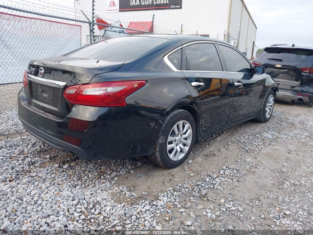 Nissan Altima 2.5 S 2018 1N4AL3AP2JC142011 Image 4