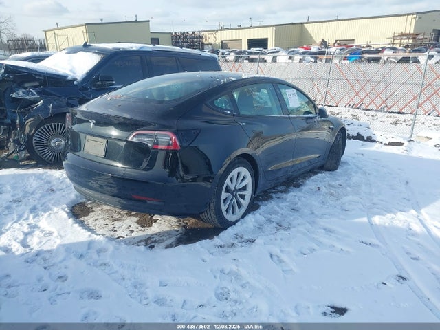 2023 TESLA MODEL 3 5YJ3E1EAXPF438901 Photo 3