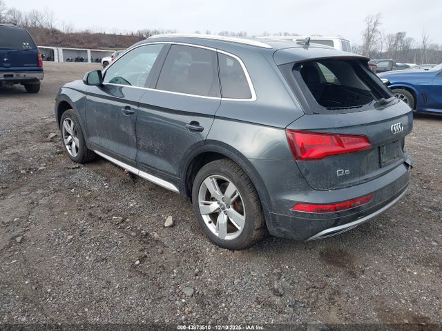 2019 AUDI Q5 WA1BNAFY9K2074130 Photo 2