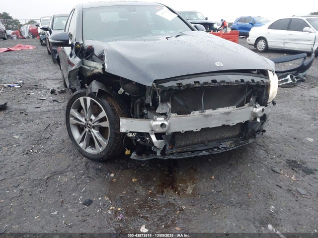 2018 MERCEDES-BENZ C 300 55SWF4JB7JU254158 Photo 5