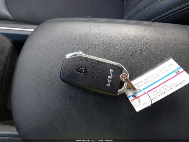 2022 KIA K5 5XXG64J29NG097810 Photo 10