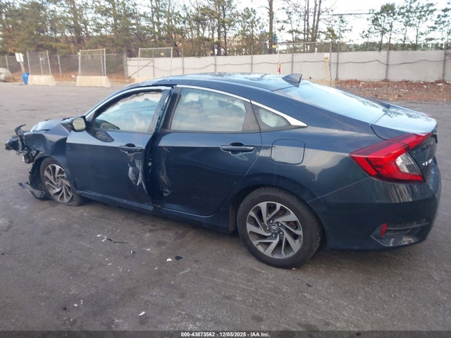 43873562 :رقم المزاد ، 2HGFC2F74JH569837 vin ، 2018 Honda Civic Ex مزاد بيع