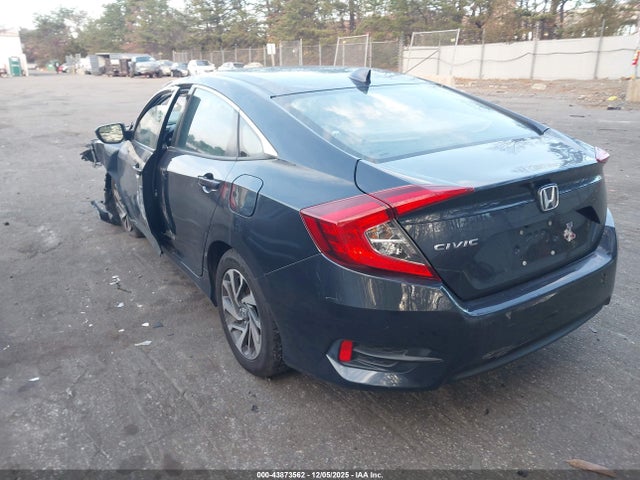 43873562 :رقم المزاد ، 2HGFC2F74JH569837 vin ، 2018 Honda Civic Ex مزاد بيع