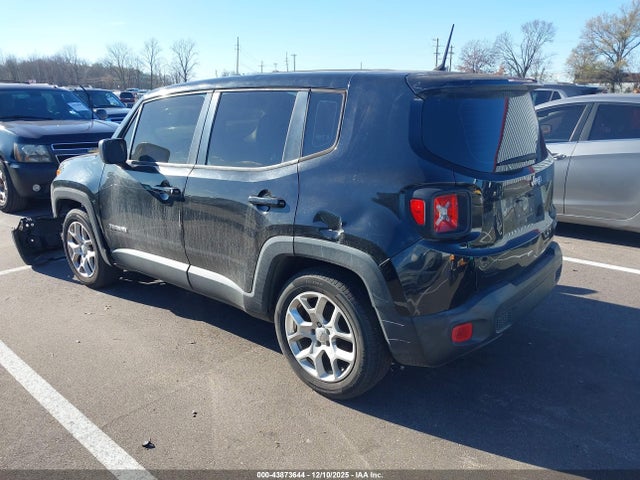 ZACCJAAT0GPD92832 Jeep Renegade