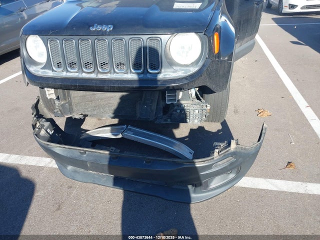 ZACCJAAT0GPD92832 Jeep Renegade